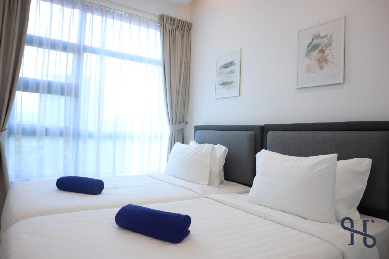 Homesuite' Home At Jesselton Quay Кота-Кинабалу Экстерьер фото