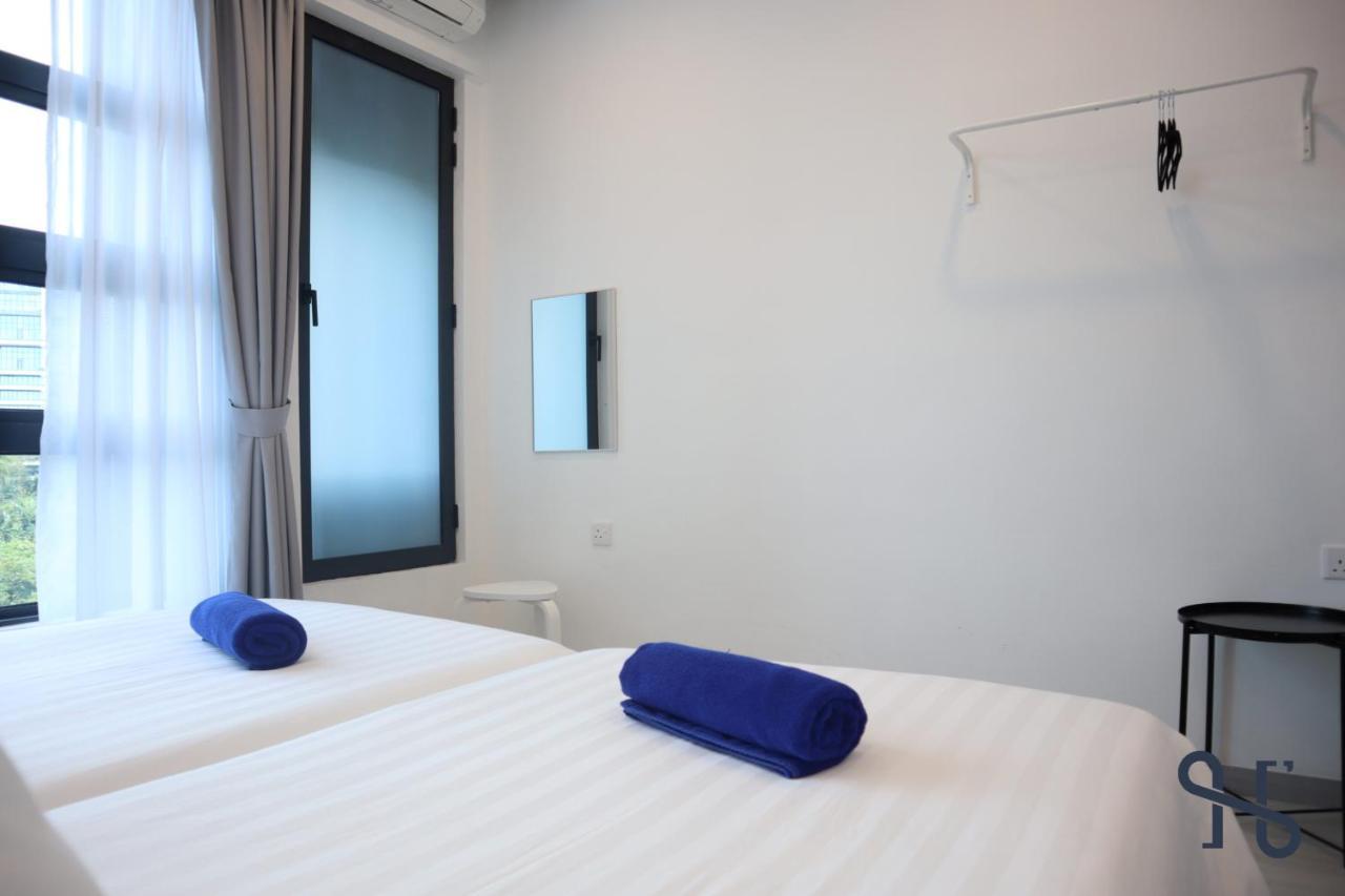 Homesuite' Home At Jesselton Quay Кота-Кинабалу Экстерьер фото