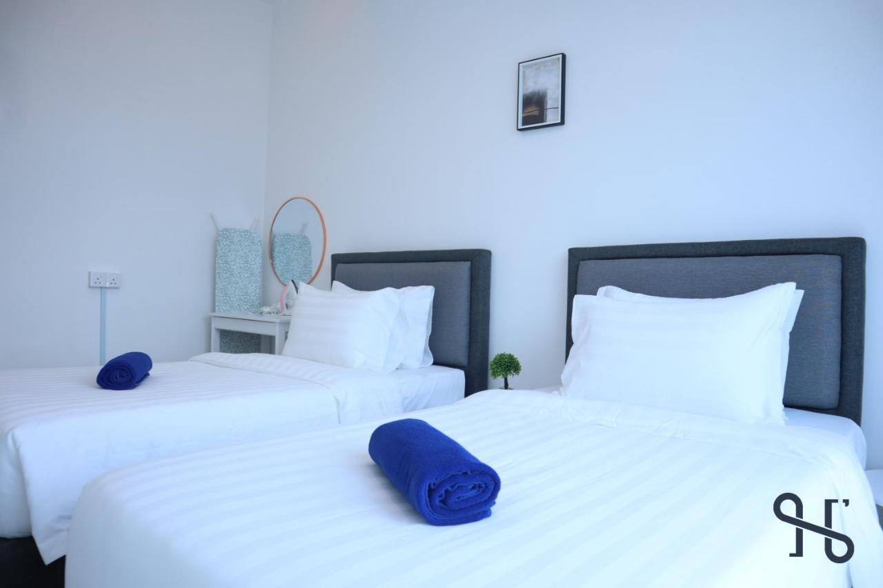 Homesuite' Home At Jesselton Quay Кота-Кинабалу Экстерьер фото