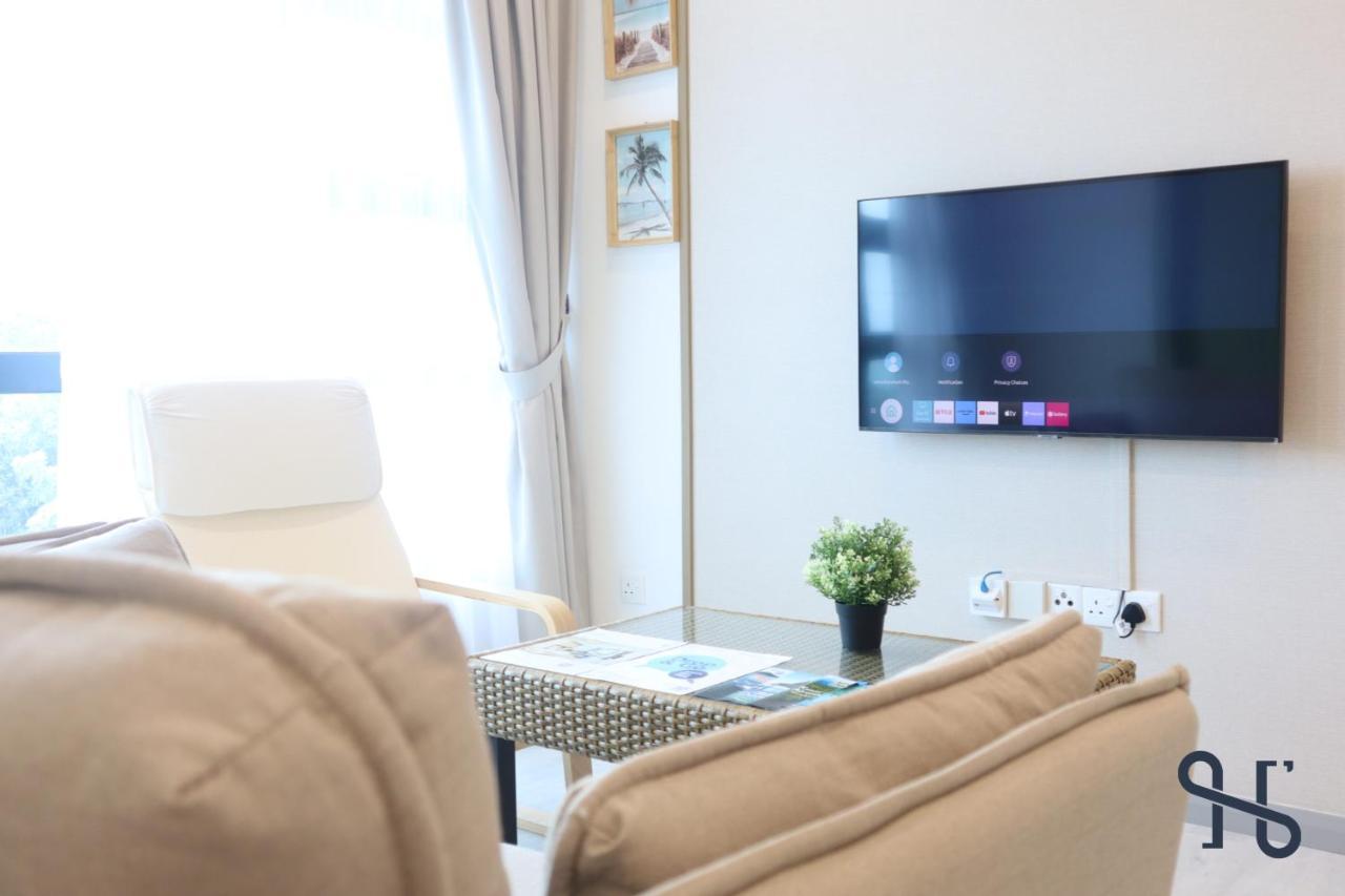 Homesuite' Home At Jesselton Quay Кота-Кинабалу Экстерьер фото