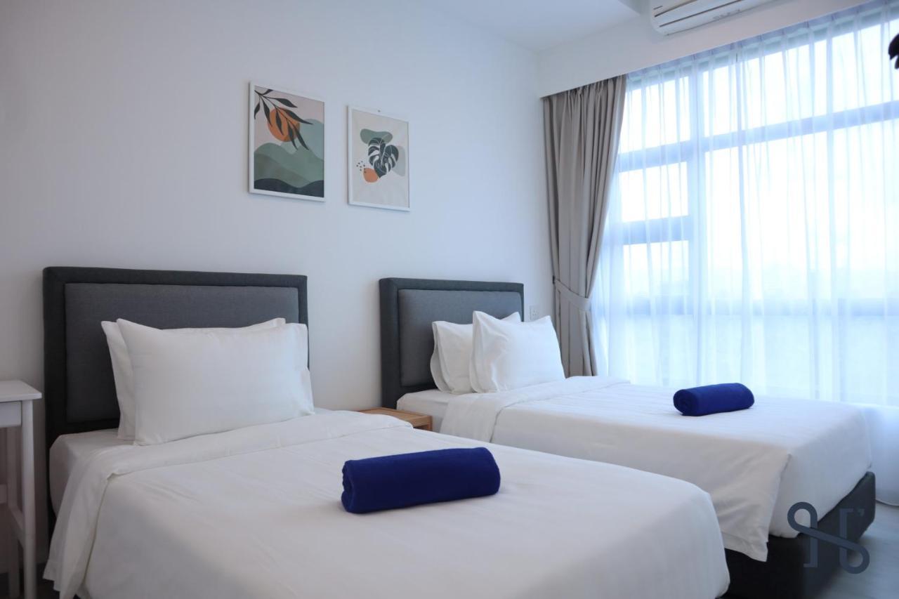 Homesuite' Home At Jesselton Quay Кота-Кинабалу Экстерьер фото